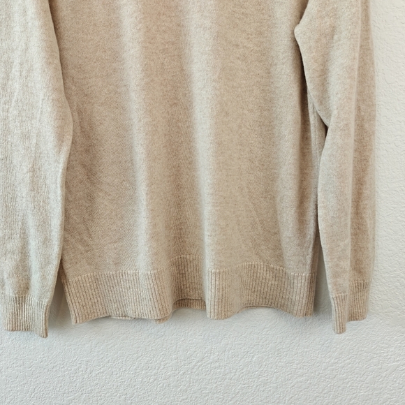 Tyler Boe 100% Cashmere Beige Long Sleeve Light Weight Sweater Size LG Women's - Picture 2 of 9